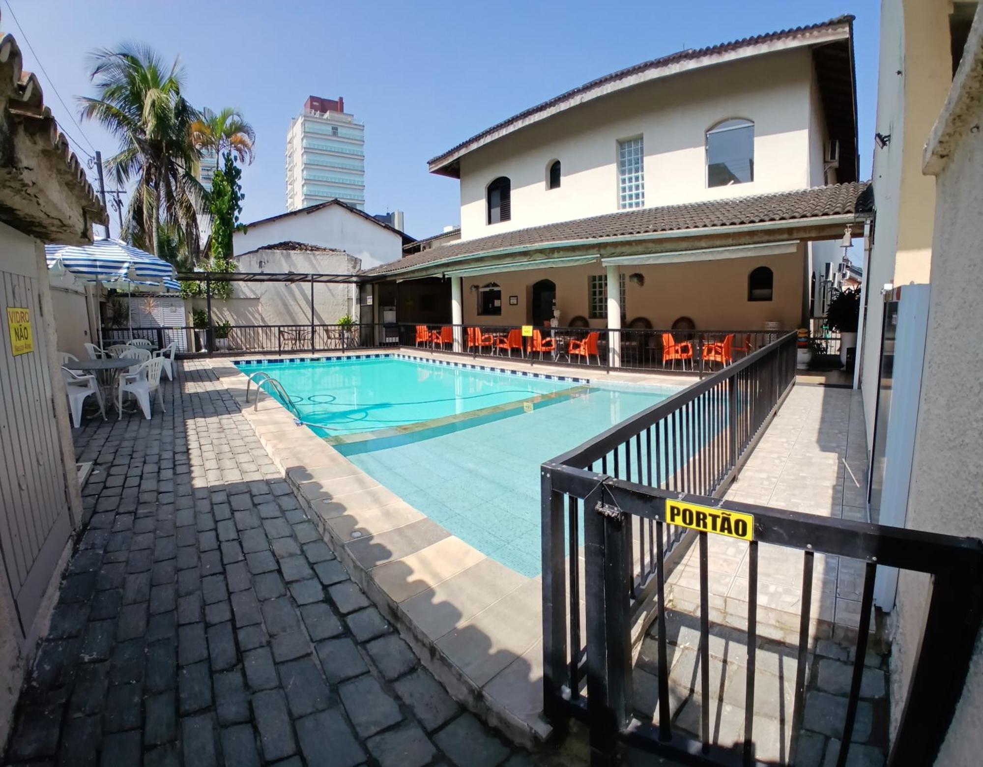 Pousada Parque Suites Estacionamento E Piscina Гуаружа Екстер'єр фото