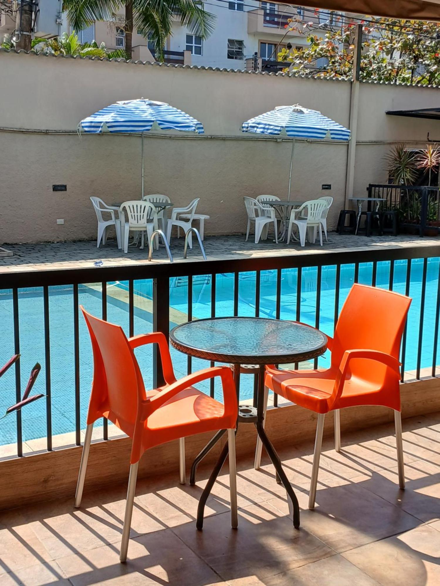 Pousada Parque Suites Estacionamento E Piscina Гуаружа Екстер'єр фото
